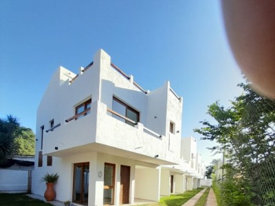 TRIPLEX DE CATEGORIA A LA VENTA