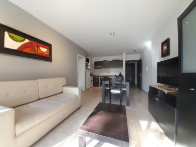 VENTA HERMOSO DEPARTAMENTO PREMIUM , FRENTE COSTANERA