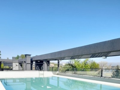 VENTA HERMOSO DEPARTAMENTO PREMIUM , FRENTE COSTANERA