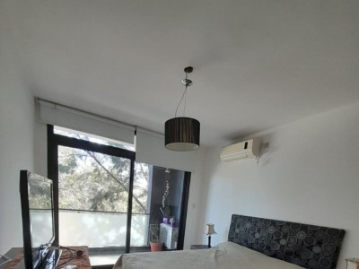 VENTA HERMOSO DEPARTAMENTO PREMIUM , FRENTE COSTANERA