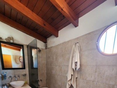 Venta - Oportunidad , 2 Hermosas Propiedades En Un Solo Terreno , 8 Cuadras Del Centro