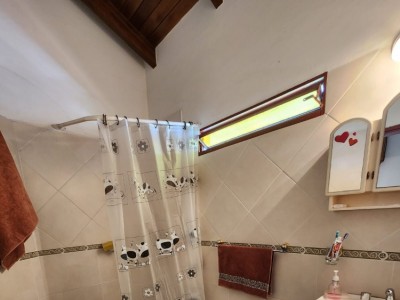 Venta - Oportunidad , 2 Hermosas Propiedades En Un Solo Terreno , 8 Cuadras Del Centro