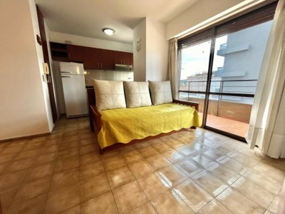 HERMOSO DEPARTAMENTO CENTRICO